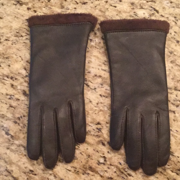 Charter Club Tech Palm Leather Gloves Port Red S main image 1